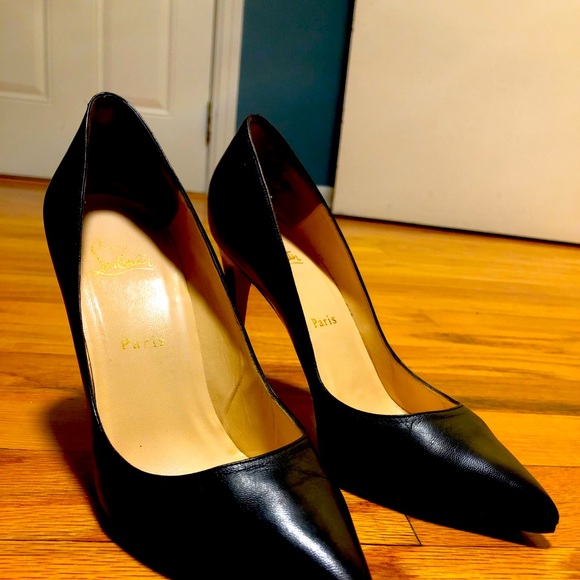 Christian Louboutin Classic Pigalle Pump